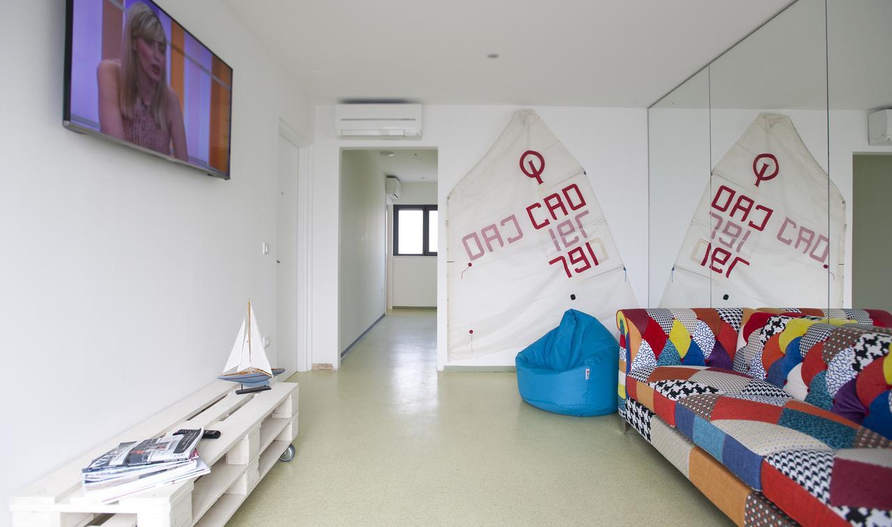 Hostel Windward