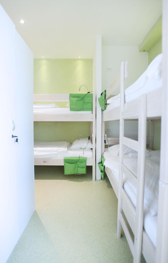 Hostel Windward Zadar