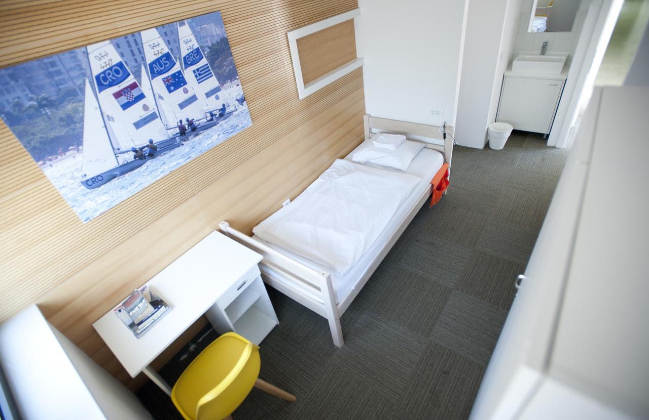 Hostel Windward *